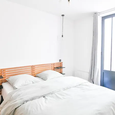 Apartment Montmartre Cour Parisienne Parking Offert - Sacre-coeur *