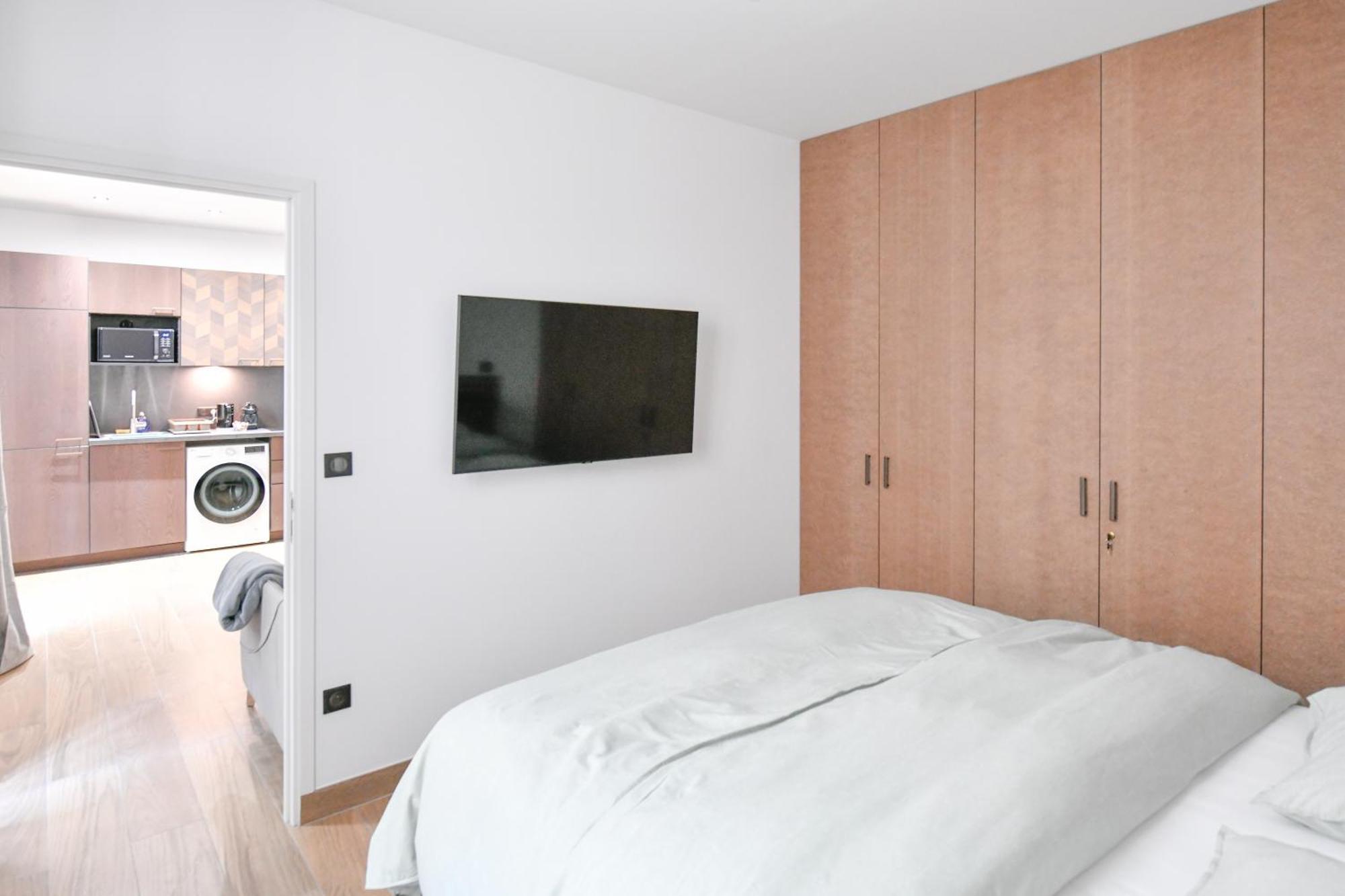 Parking Gratuit - Montmartre Charme&patio Privé - Sacré-cœur Metro Anvers Appartamento